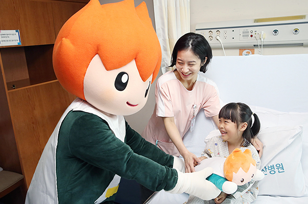 서울아산병원 어린이병원 캐릭터 ‘아루미’, 10년간 200만 환아들에게 꿈과 희망줘