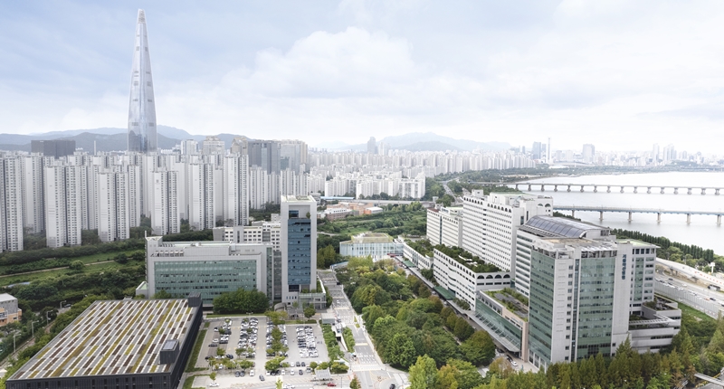 서울아산병원-지역 아산병원 중증환자 의뢰·회송 10년간 3만 건