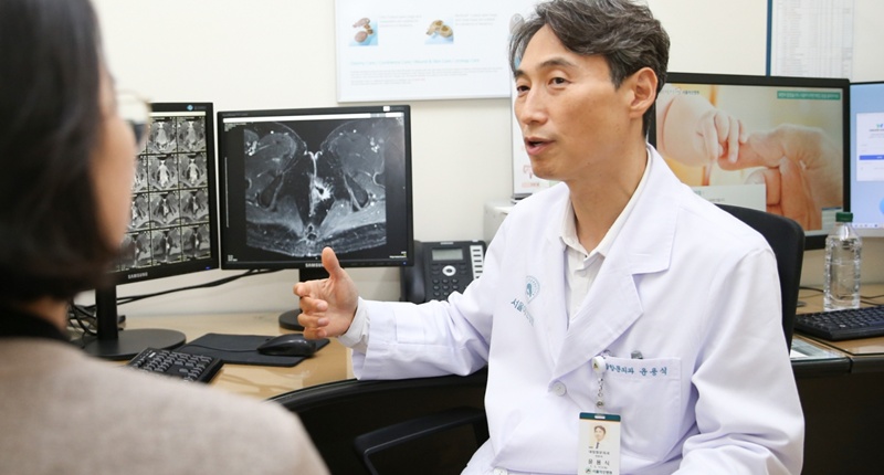 대장항문외과 윤용식 교수 ‘크론병 재발의 고리를 끊기 위한 연구’